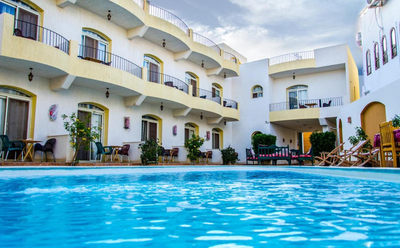 New Yalla Hotel Dahab Exterior photo