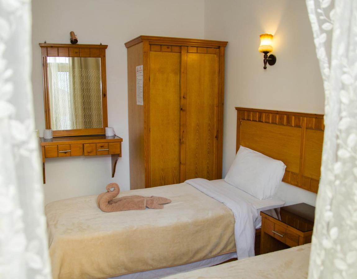New Yalla Hotel Dahab Exterior photo